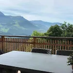 Zauberhafte Weitsicht Zum Verweilen Und Geniessen Apartman