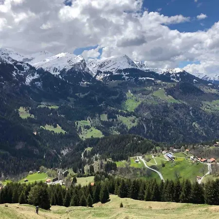 Zauberhafte Weitsicht Zum Verweilen Und Geniessen *